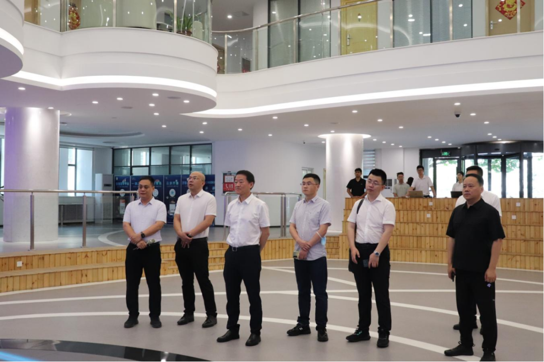 省尊龙凯时集团：“四个导向” 推动调查研究提质增效